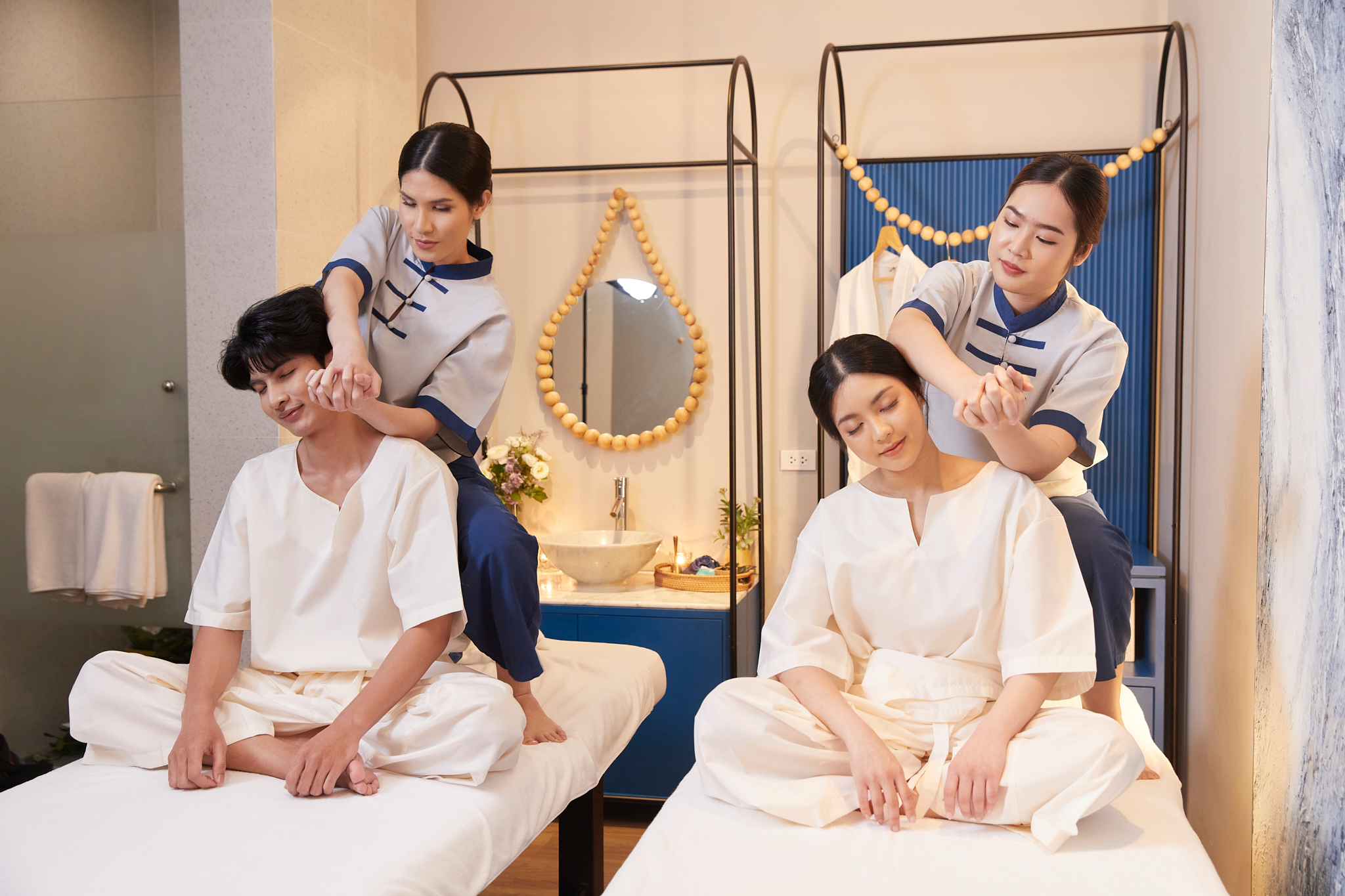 Pang Tom Wan — Happy Ending Massage in Nakaniwas